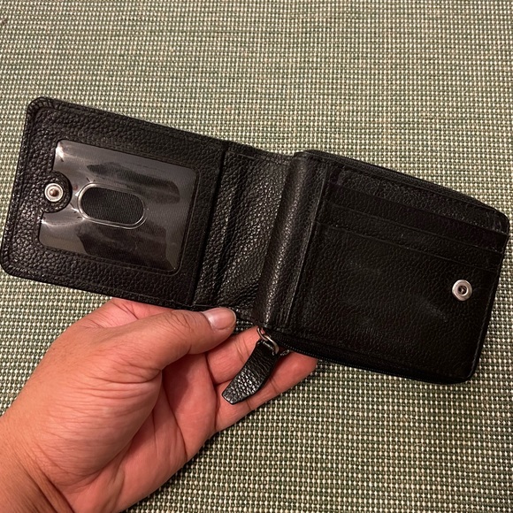 Black Leather Wallet - Picture 3 of 4